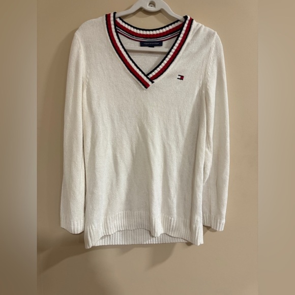 Tommy Hilfiger Sweaters - Tommy Hilfiger White V-Neck Sweater​​​